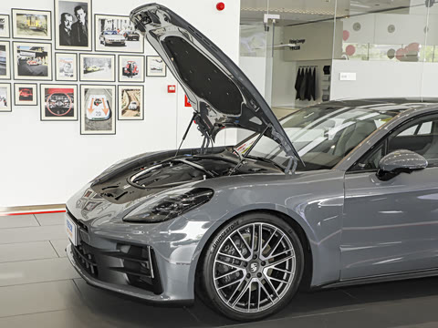 2026�� Panamera �����ӳ������� 2.9T