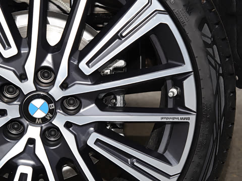 2026�� xDrive25Li X�����װ