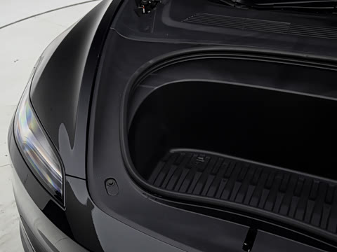 2025�� �Ŀ� ����������