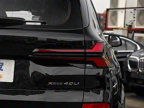 2025�� xDrive 40Li ������M�˶���ҹ��װ