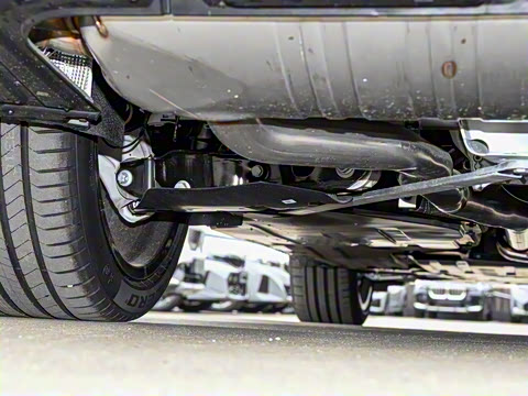 2025�� xDrive 40Li ������M�˶���ҹ��װ