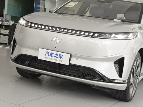 2025�� 210Ultra���Ȱ� 6��