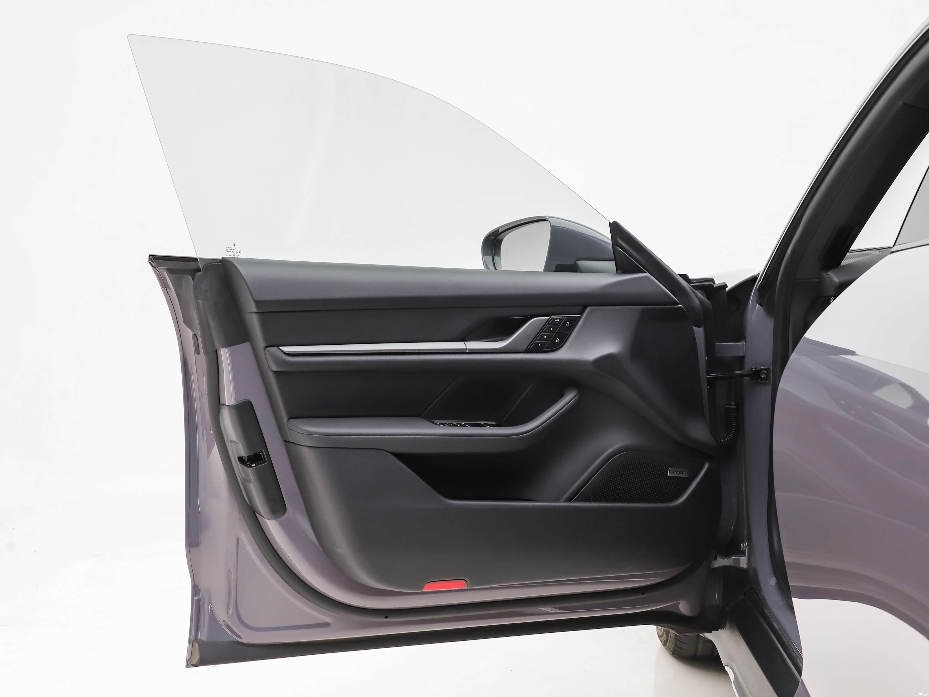 Porsche Taycan, миниатюра 23