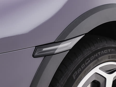 2026�� Taycan 4 Cross Turismo