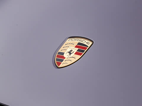 2026�� Taycan 4 Cross Turismo