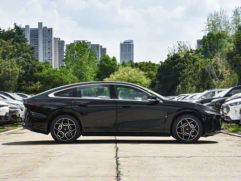 2026�� ������������� 730������