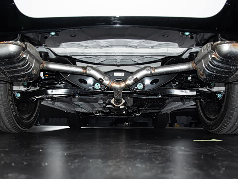 2027�� 2.0T ˫�������������