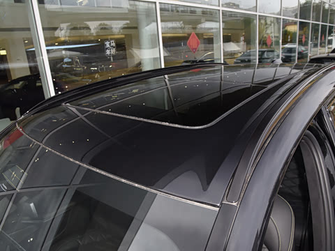 2026�� �Ŀ� xDrive 40Li ������M�˶���ҹ��װ