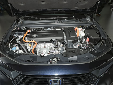 2025�� 2.0L e:PHEV ����