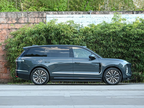 2026�� 102kWh �����е�ǩ����