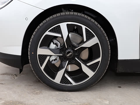 2026�� 463km COOPER SE ������