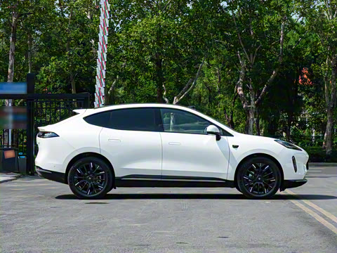 2025�� 670 Max��