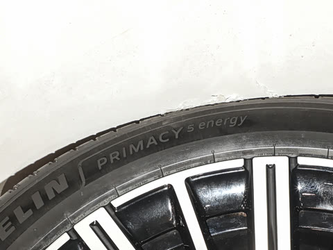 2026�� ���� 750 �����콢��