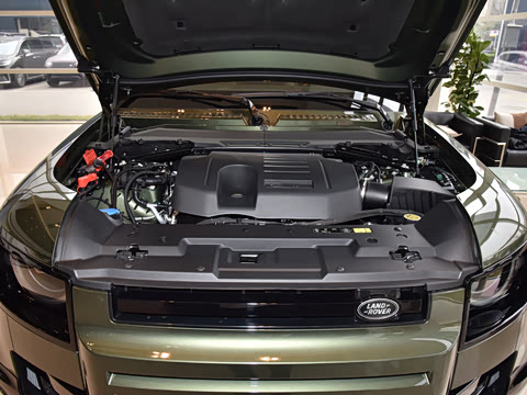 2026�� 110 3.0T P400 �����ر��