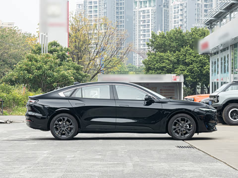 2026  2.0T  EcoBoost  