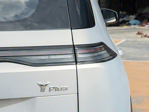 2025�� Plus 610 ������