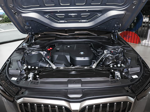 2026�� 530Li ������ M�˶���װ