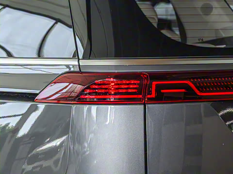 2026�� 2.0T �콢��