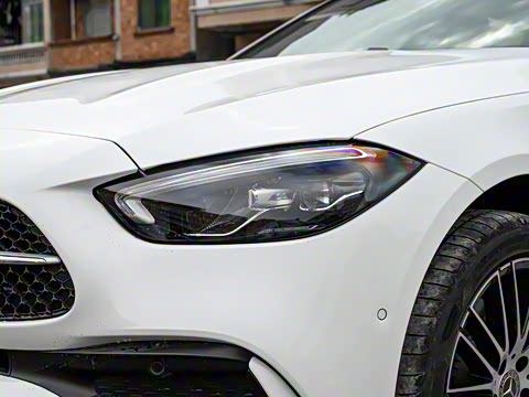 2026�� C 260 L �˶���