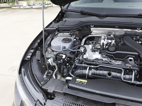 2026�� 300TSI R-Line