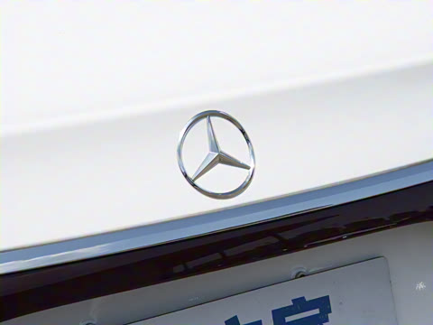 2025�� �Ŀ� E 260 L