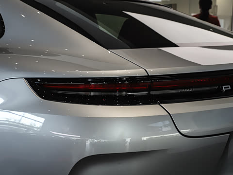 2026�� Panamera ������ 2.9T