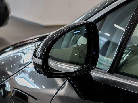 2025�� 500 4MATIC