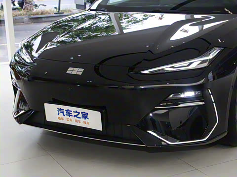 2025�� 700km Զ���Ǽݰ�