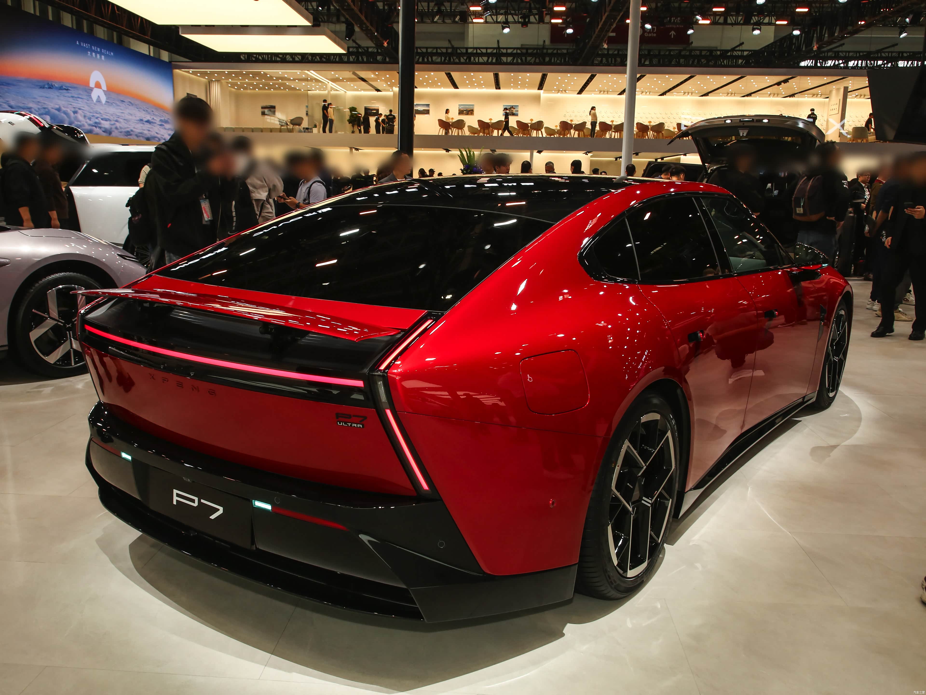 XPeng P7, миниатюра 7