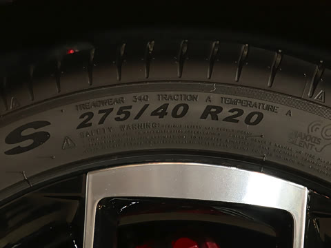 2025�� 750 ���� Max