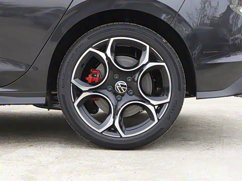 2026�� 380TSI DSG GTI