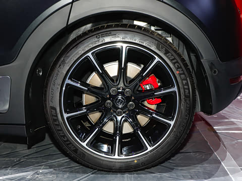 2026�� BRABUS ���ܰ�