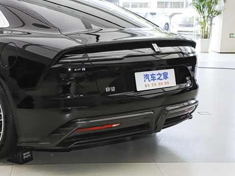 2025�� EV �����콢��