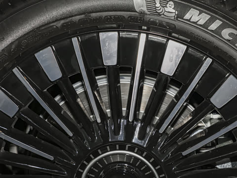 2026�� ���� 750 Ultra