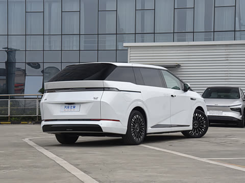 2026�� ���� 750 Ultra