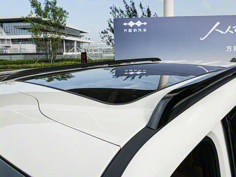 2025�� 210KM ����Ultra��