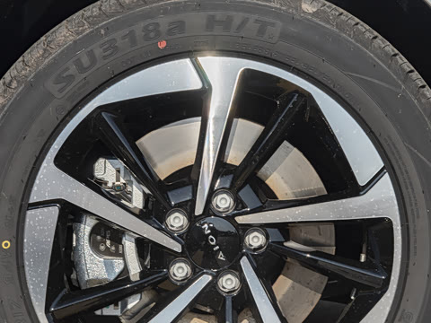 2025�� Plus 610 ������