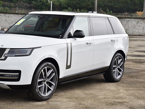 2026�� 3.0 L6 400PS HSE�����