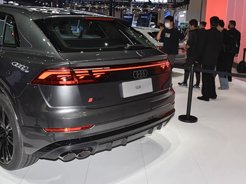 2026�� 4.0 TFSI 