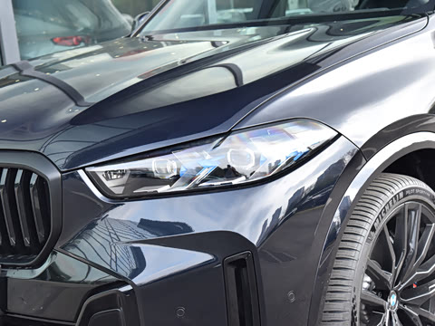 2026�� �Ŀ� xDrive 40Li ������M�˶���ҹ��װ