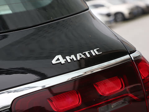 2026�� GLS 450 4MATIC ������