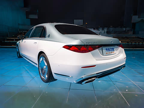 2027�� S 680 4MATIC