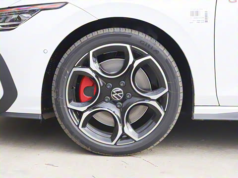 2026�� 380TSI DSG GTI