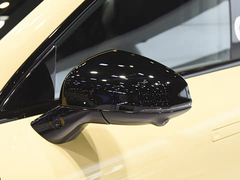 2026�� 605 Max