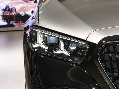 2027�� S 580 4MATIC Night Series