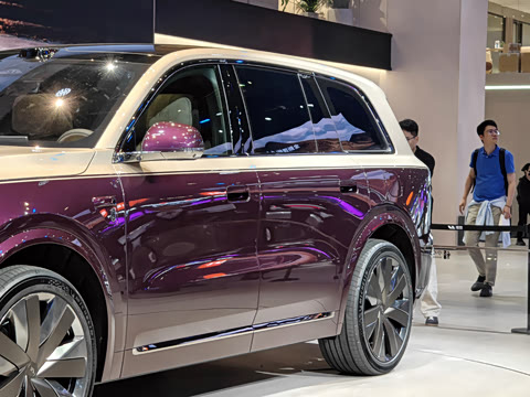 2026�� Livis