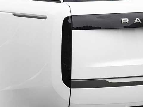2026�� 3.0 L6 400PS HSE�����