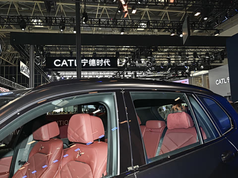 2026�� xDrive 40Li �����