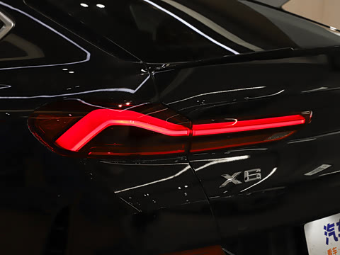 2026�� xDrive40i M�˶���װ