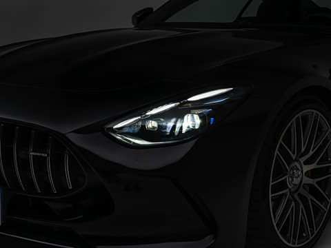 2026�� AMG GT 63 4MATIC+